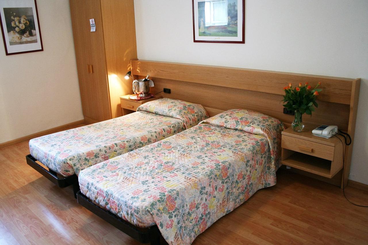 Hotel Centro Torre Pellice Zewnętrze zdjęcie