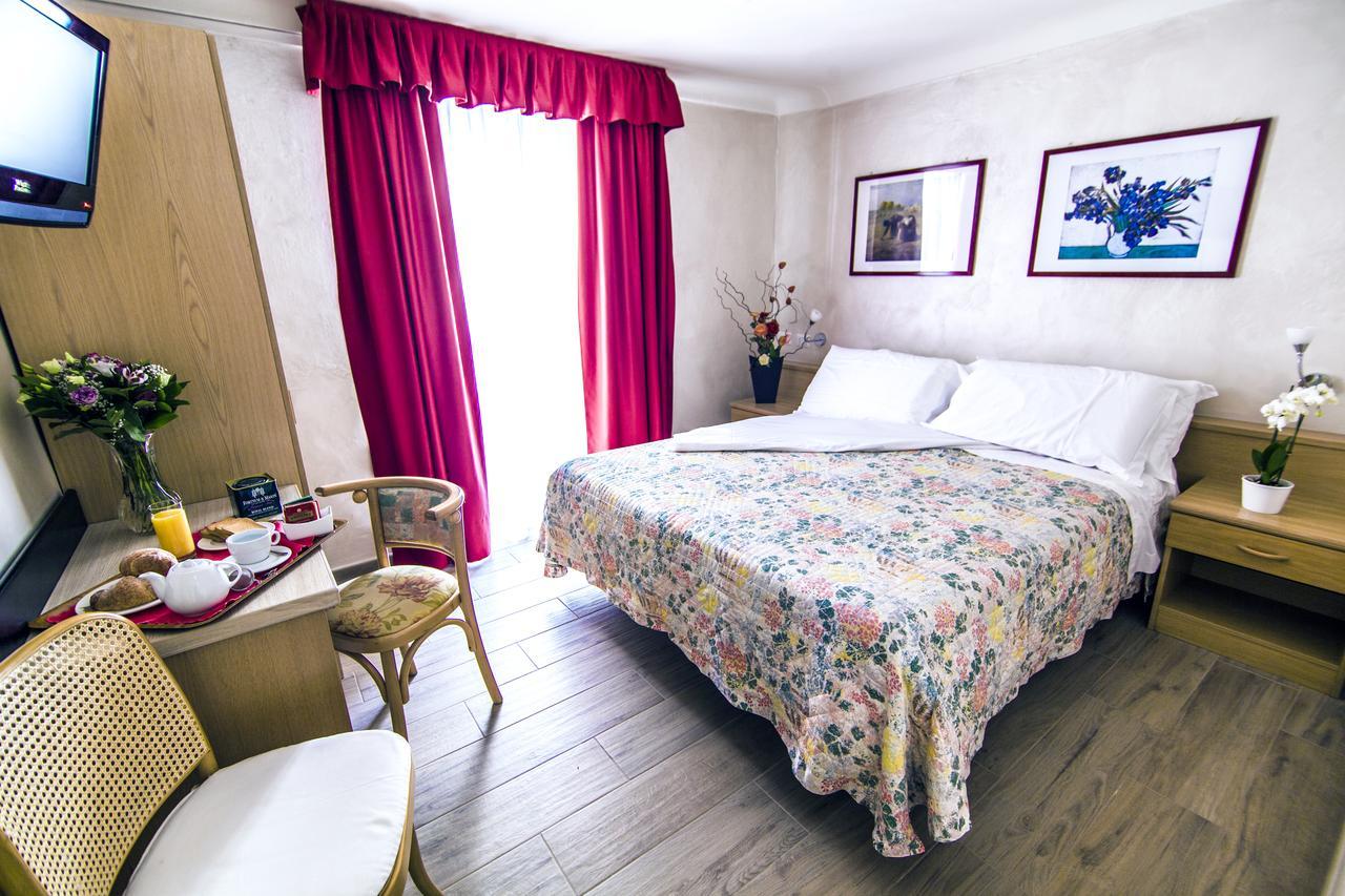 Hotel Centro Torre Pellice Zewnętrze zdjęcie