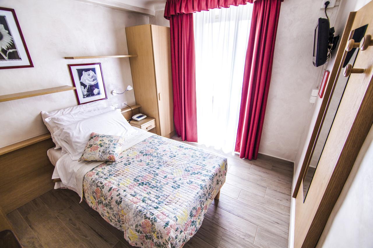 Hotel Centro Torre Pellice Zewnętrze zdjęcie